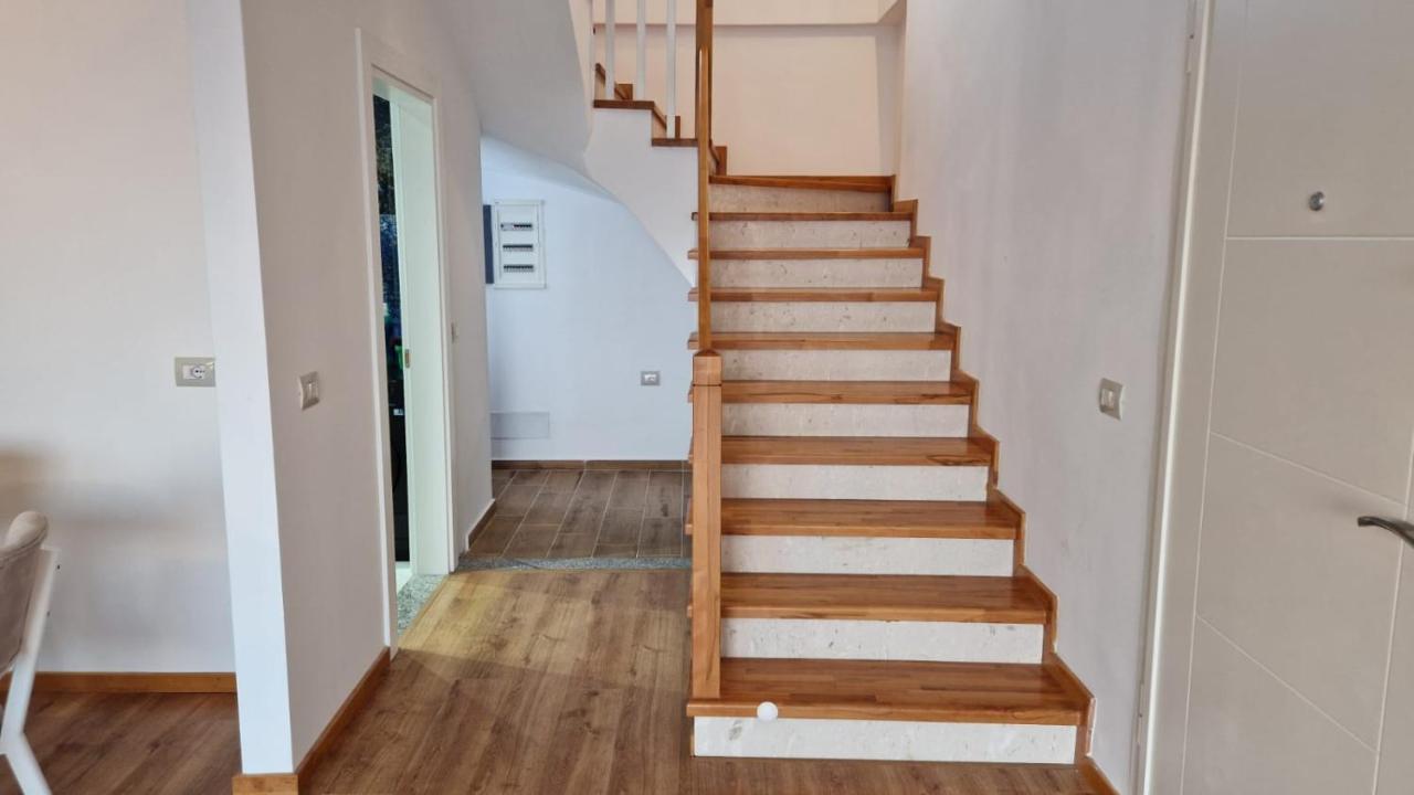 Pirro Luxury Apartment Sarandë Eksteriør billede